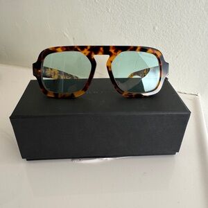 Elisa Johnson Sunglasses! Brown tortoise + mint green lens. Brand new!
